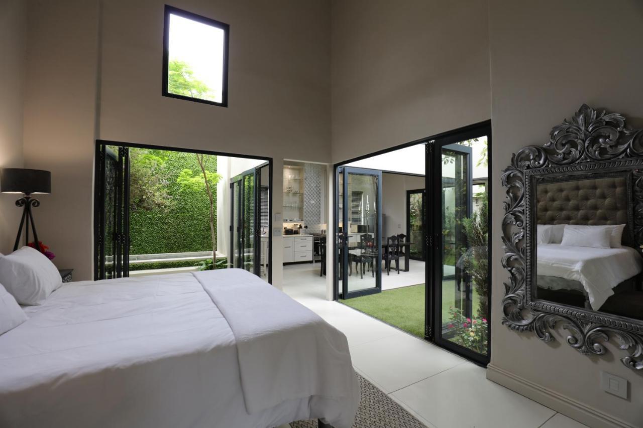 Another World - Montagu Exterior foto